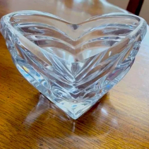 Crystal Jewelry Dish | Engraved Heart Shape | Tea Light Candle Holder | LOVE - Picture 1 of 2
